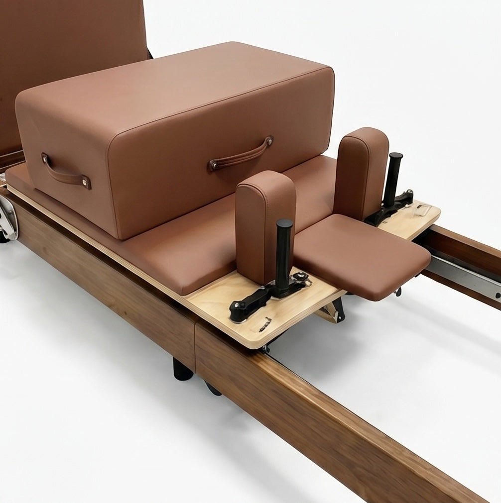 Pilates reformer en bois massif finition noyer